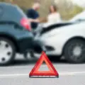 Co dělat při autonehodě nebo nepojízdnosti vozidla? – Novinky od 1. 7. 2025