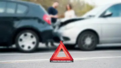 Co dělat při autonehodě nebo nepojízdnosti vozidla? – Novinky od 1. 7. 2025