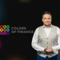 Placené poradenství pod lupou: Přijďte na otevřenou debatu na Colors of Finance